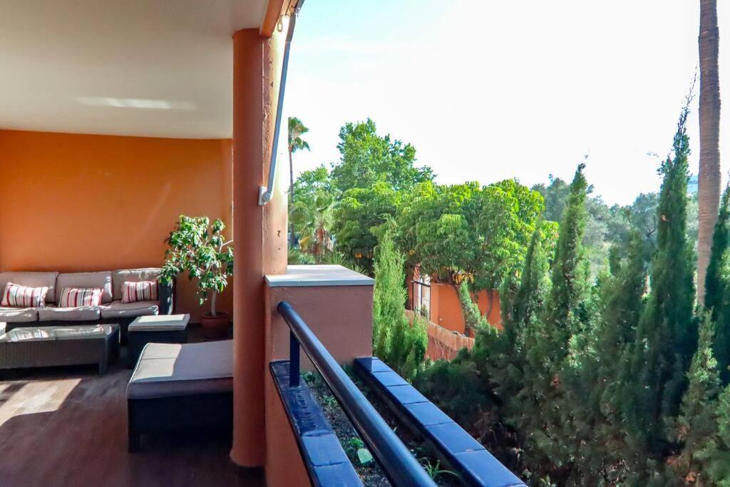 Oleholidays H. San Manuel 600 Mts. A La Playa Apartemen Marbella