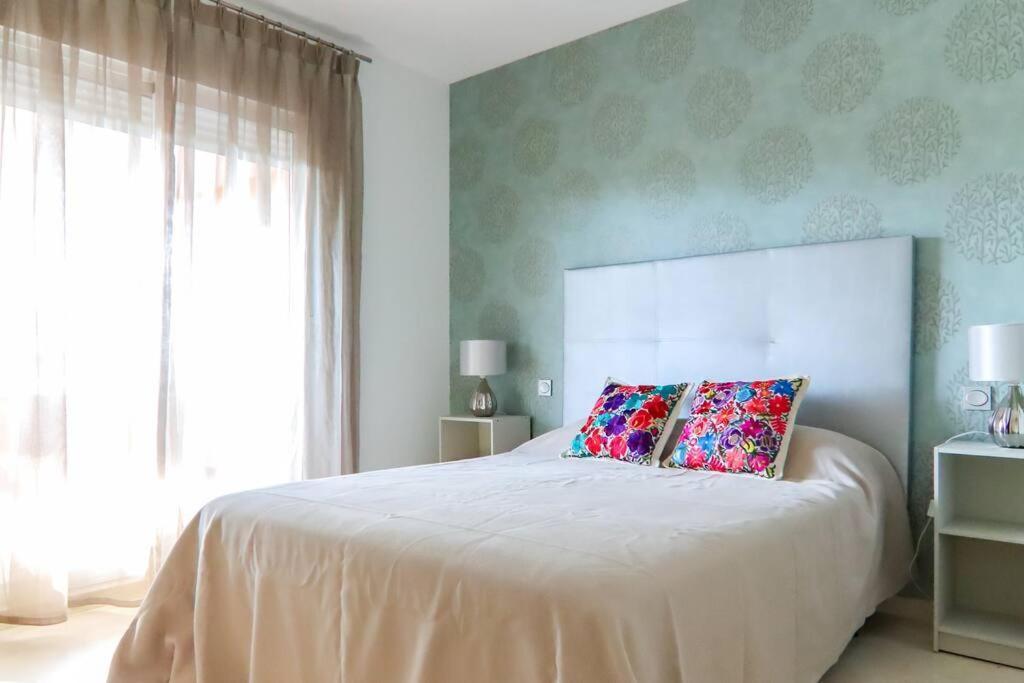 Oleholidays H. San Manuel 600 Mts. A La Playa Apartemen *