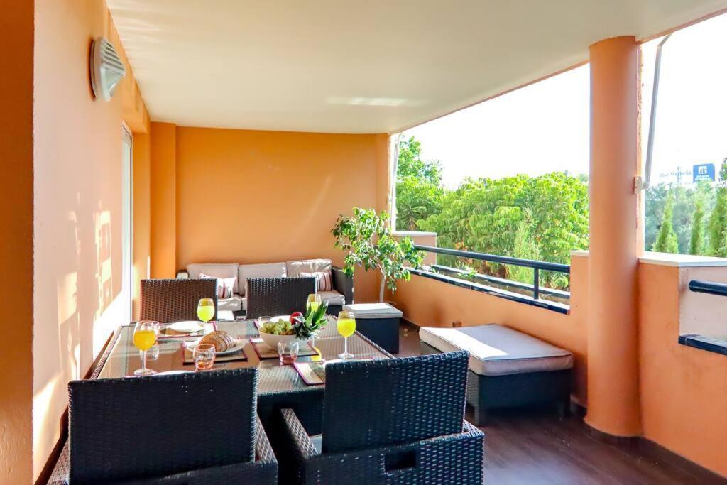 Oleholidays H. San Manuel 600 Mts. A La Playa * Marbella